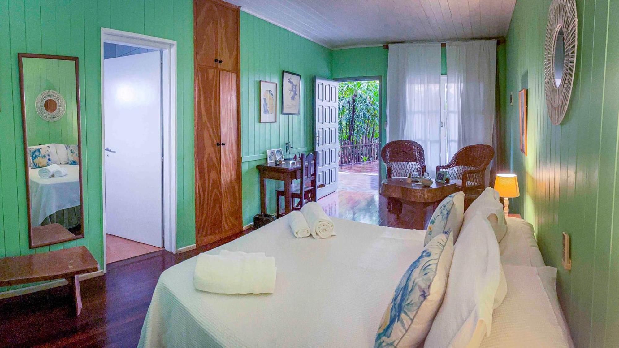 Secret Garden Iguazu Bed & Breakfast Puerto Iguazu Bagian luar foto