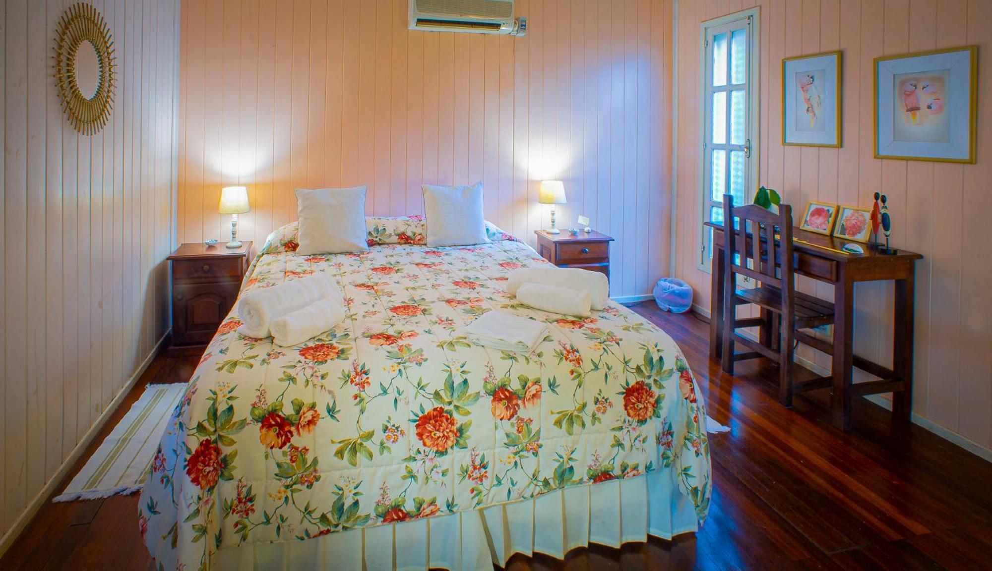 Secret Garden Iguazu Bed & Breakfast Puerto Iguazu Bagian luar foto