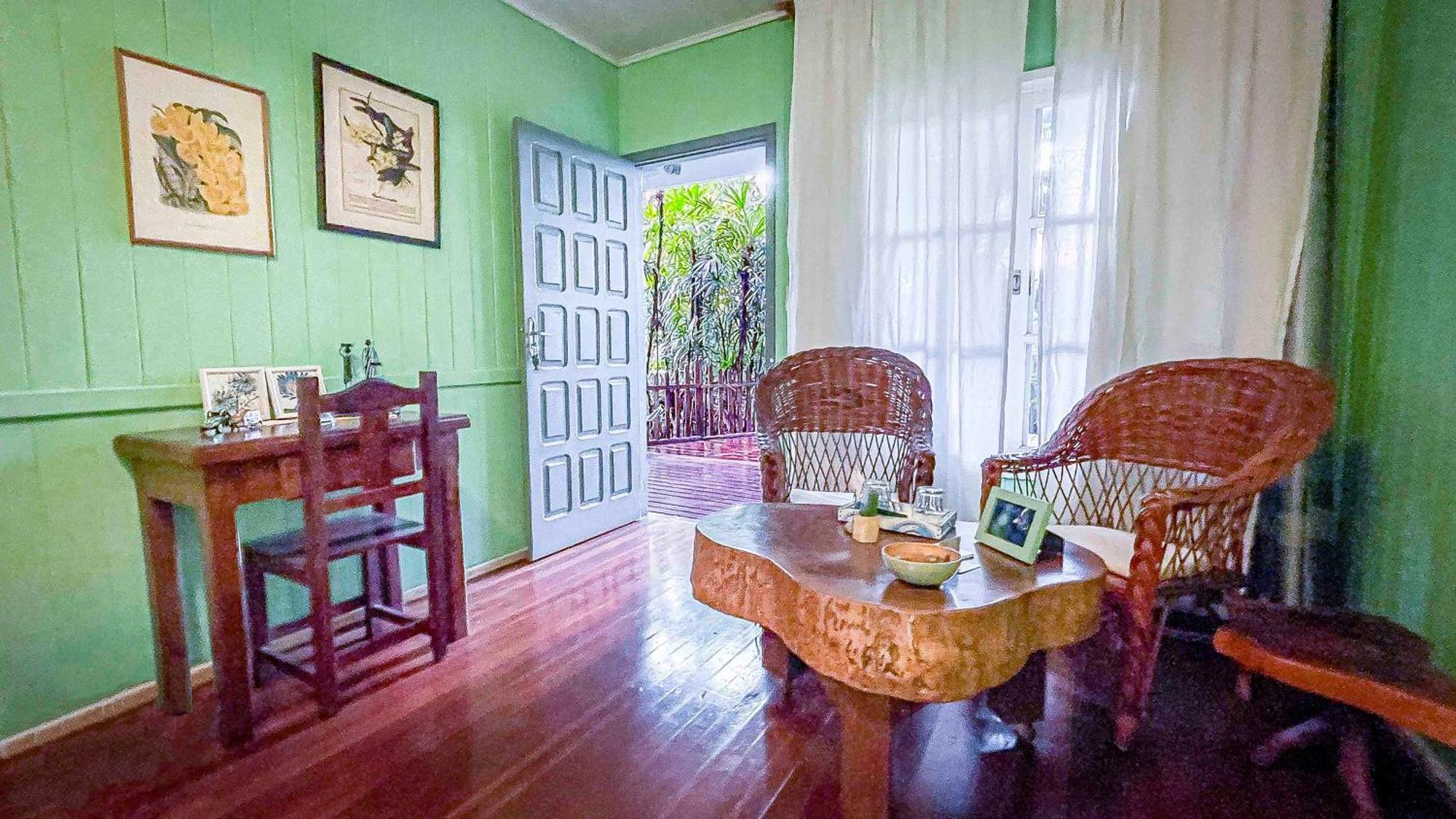 Secret Garden Iguazu Bed & Breakfast Puerto Iguazu Bagian luar foto